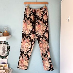 maison scotch floral piped ankle length pants. beautiful satin trousers xs/s